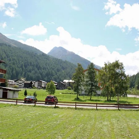 Spacios In Almagell With Garden